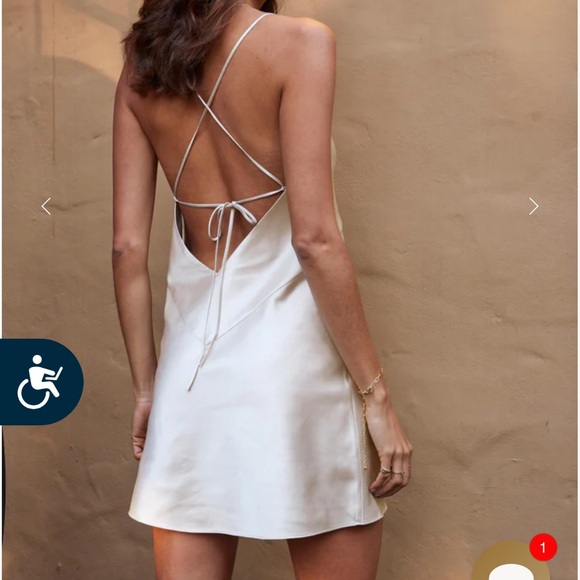 Silky satin mini - Picture 2 of 2